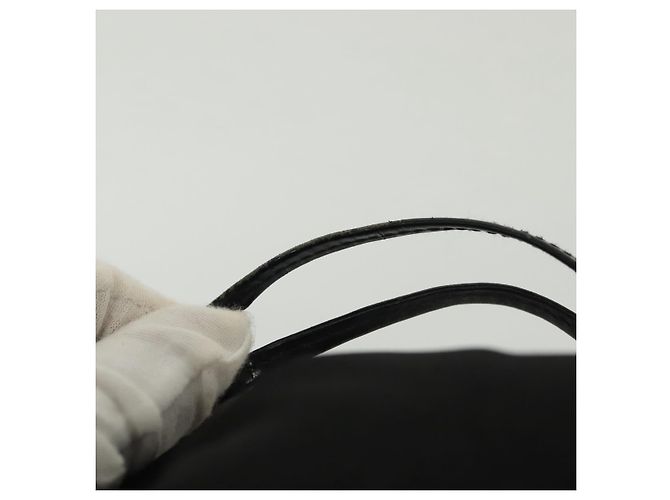 Pochette in nylon nera e argento GUCCI 039 0973 Auth 135018 Nero - vista 14