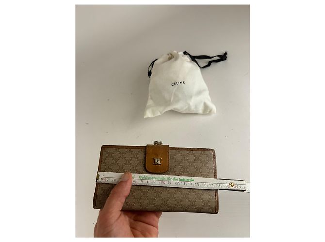 Céline Vintage Celine Paris Triomphe Leather Wallet beige - view 13