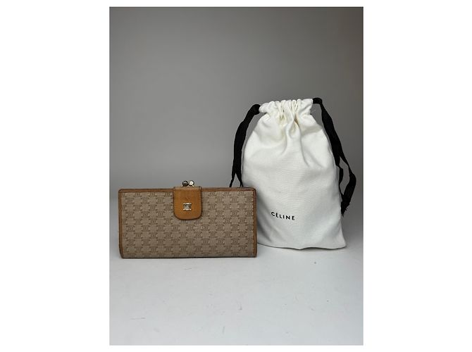 Céline Vintage Celine Paris Triomphe Leather Wallet beige - view 8