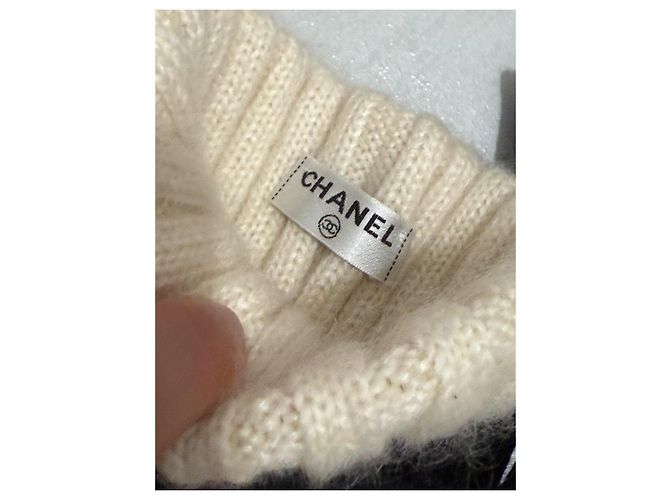 Muffole Chanel in Cachemire Nere e Beige Nero - vista 5
