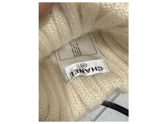 Muffole Chanel in Cachemire Nere e Beige Nero - vista 7