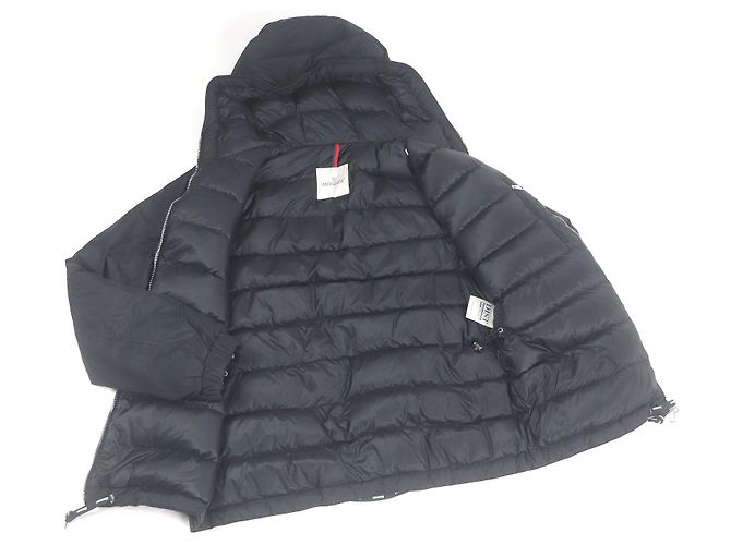 Moncler MENUE GIUBBOTTO Chaqueta de Plumas de Nylon Negro - vista 3