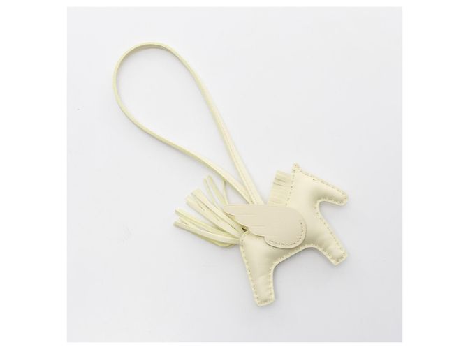 Hermès Rodeo Pegasus Swift Leder Charm Gelb - Ansicht 2