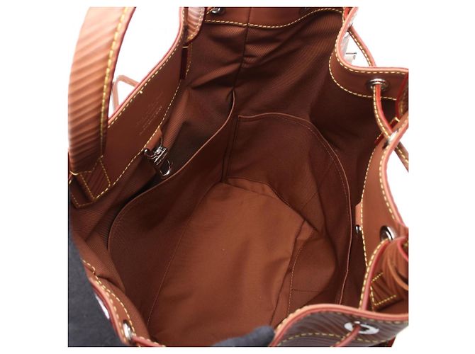 Noe Borsa a Spalla Maxi Noé Sling Louis Vuitton Marrone Cognac - vista 3