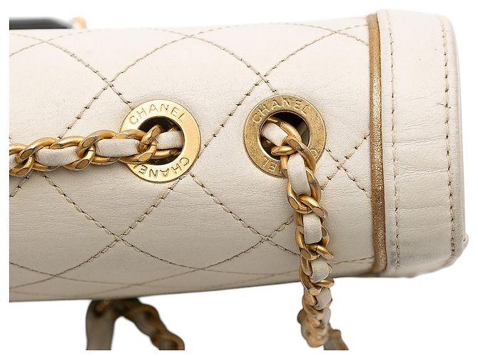 Chanel Blanco Medio Cuero Acolchado Octagonal Cierre CC Crudo - vista 10