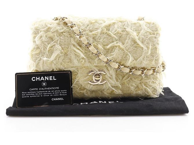 Borsa a Spalla Chanel Mini Matelassé in Tweed Giallo - vista 15