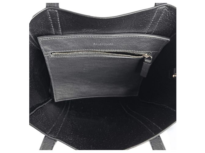 Everyday Balenciaga Borsa a tracolla in pelle XXS quotidiana nera Nero - vista 12