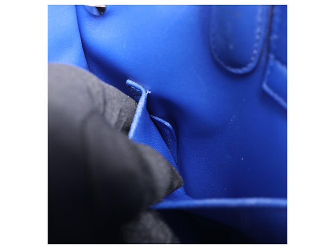 Bolsa de couro Diorever Medium 2Way da Dior em azul - vista 17