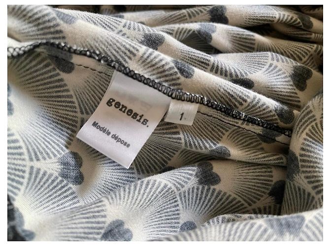 Autre Marque Fließendes Schwarz und Off-White Bedrucktes Kleid - Genesis. Größe 1 (38-40) Aus weiß - Ansicht 10