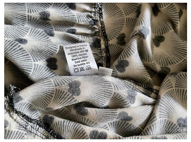 Autre Marque Fließendes Schwarz und Off-White Bedrucktes Kleid - Genesis. Größe 1 (38-40) Aus weiß - Ansicht 11
