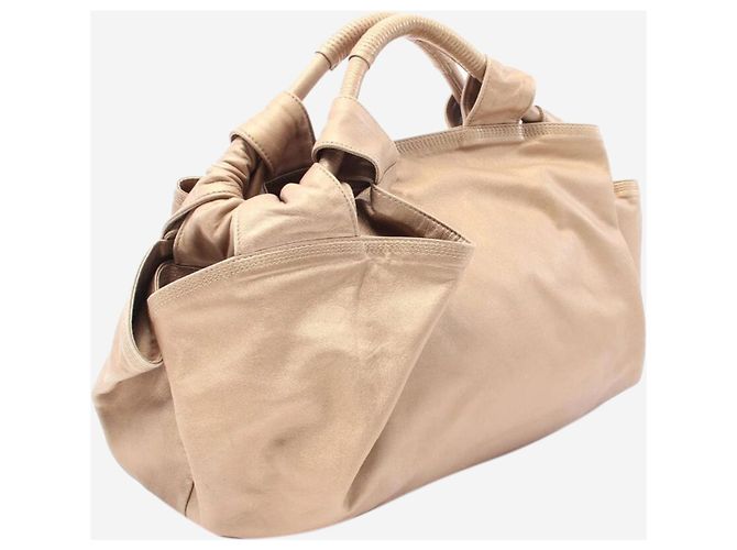 Loewe Borsa Aire in Nappa Dorata D'oro - vista 3