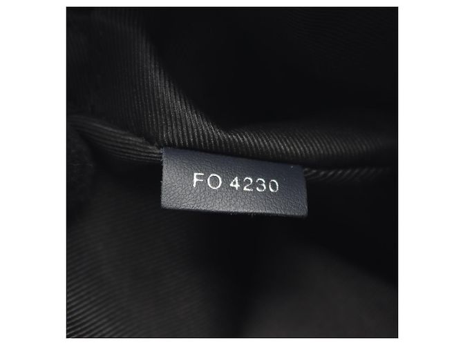 Bumbag da esterno in arazzo monogramma blu Louis Vuitton Blu navy - vista 9
