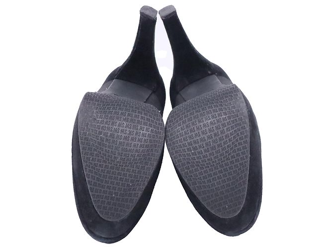 Stivaletti con piattaforma e cinturino elastico Kilgore di Stuart Weitzman in suede nero - vista 6