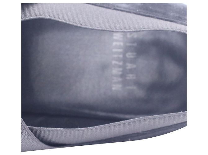 Stivaletti con piattaforma e cinturino elastico Kilgore di Stuart Weitzman in suede nero - vista 8