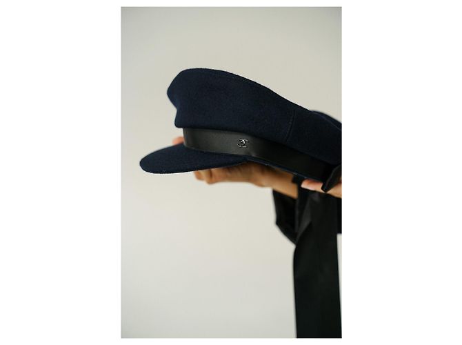 Cappello in feltro blu Chanel con nastri in gros-grain Multicolore - vista 13
