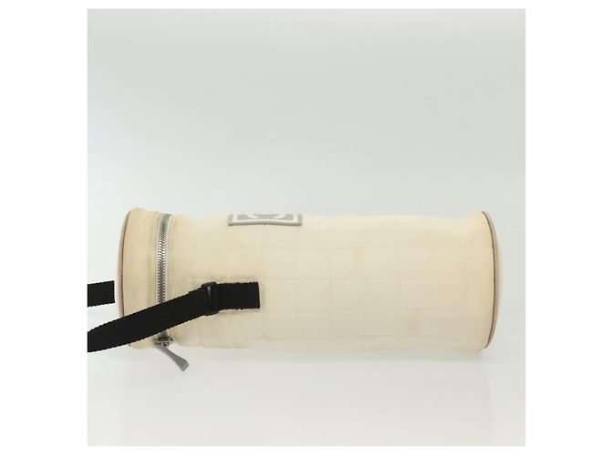Borsa portabottiglie sportiva CHANEL in nylon bianco argento CC Auth bs28661 - vista 5