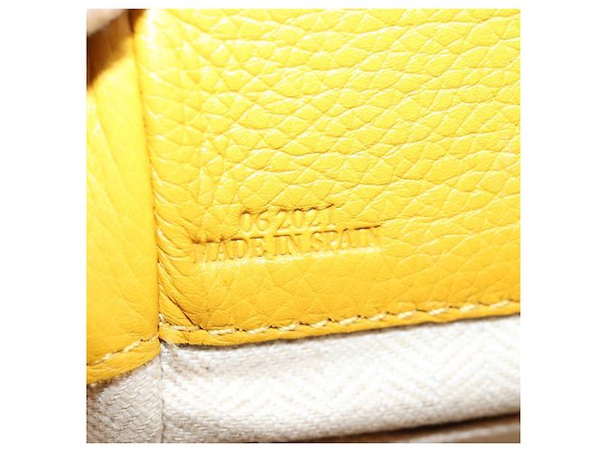 LOEWE Borsa a mano Hammock Compact in pelle gialla Auth 135252M Giallo - vista 11
