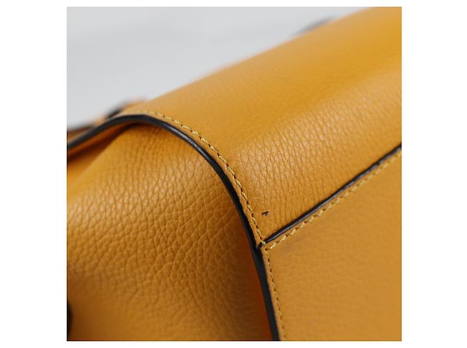 LOEWE Borsa a mano Hammock Compact in pelle gialla Auth 135252M Giallo - vista 15