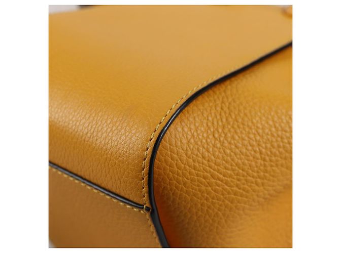 LOEWE Borsa a mano Hammock Compact in pelle gialla Auth 135252M Giallo - vista 16