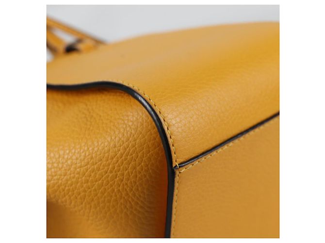 LOEWE Borsa a mano Hammock Compact in pelle gialla Auth 135252M Giallo - vista 9