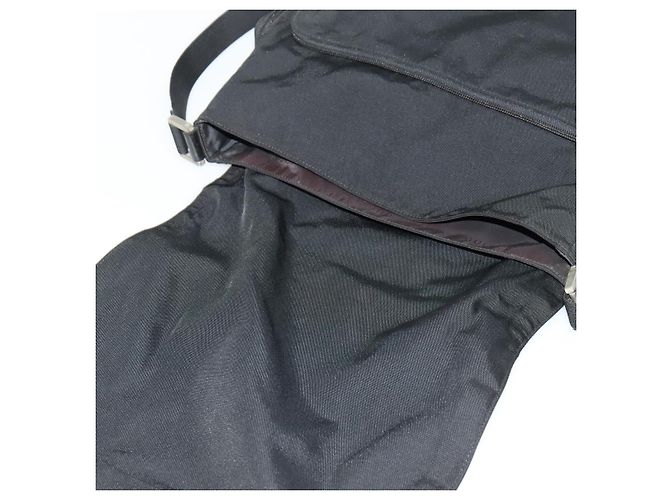 Borsa a Spalla GUCCI in Nylon Nera 019 0340 Auth 134971 Nero - vista 15