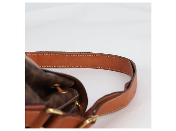Céline Borsa a Spalla in Tela Macadam CELINE in Pelle PVC Marrone Oro Auth 136201 D'oro - vista 9