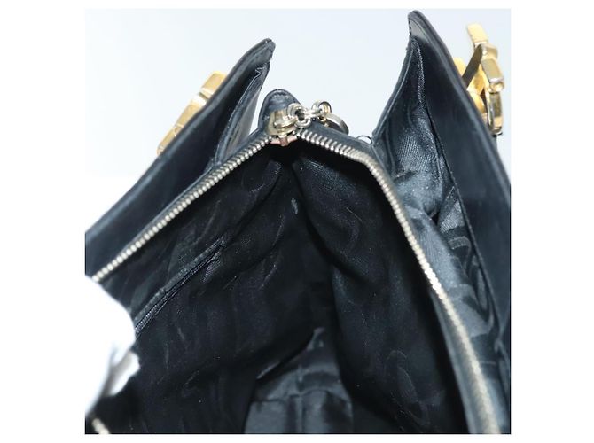 Sac à bandoulière Gancini en cuir noir et or Auth 137871 de Salvatore Ferragamo Doré - vue 17