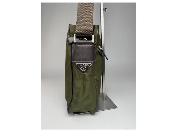 Sac triangle en polyester 2Way vintage Prada vert marron Kaki - vue 4