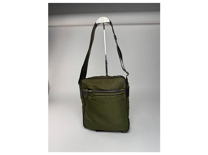 Sac triangle en polyester 2Way vintage Prada vert marron Kaki - vue 7