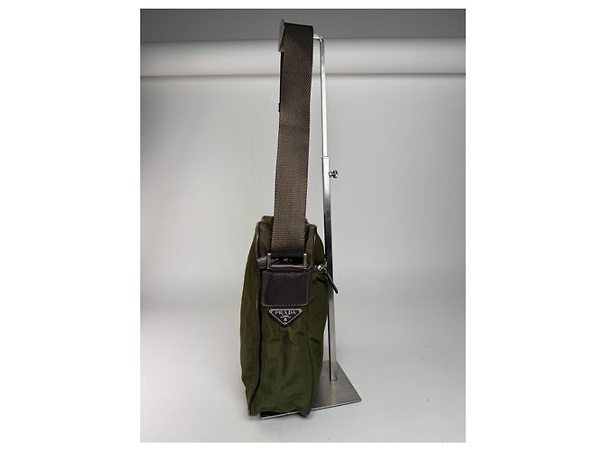 Sac triangle en polyester 2Way vintage Prada vert marron Kaki - vue 8