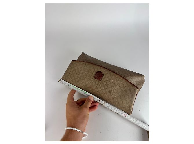 Triomphe Céline Clutch in Pelle Monogramma Celine Paris Vintage Beige Marrone - vista 11