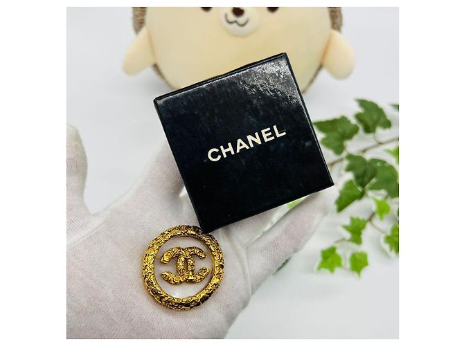 Chanel CC Logo Brosche Gold Metall Gold hardware - Ansicht 7