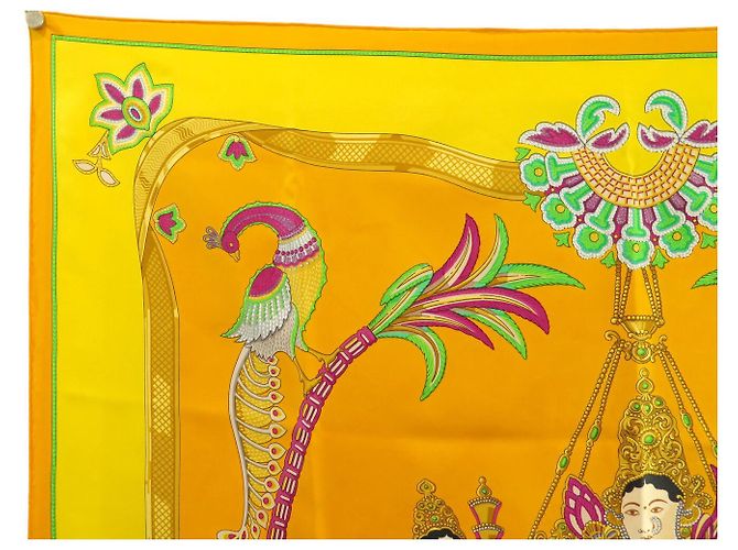 Hermès FULAR HERMES INDIA DI CATY LATHAM 1986 IN SETA 90 CM Giallo - vista 2
