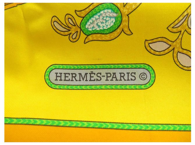 Hermès FULAR HERMES INDIA DI CATY LATHAM 1986 IN SETA 90 CM Giallo - vista 7