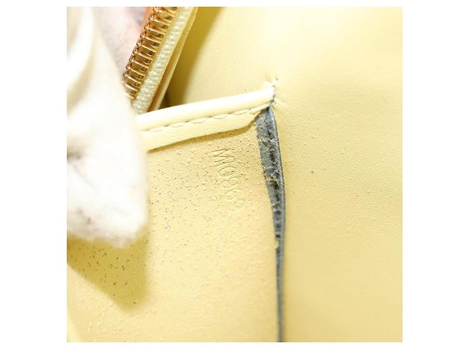 LOUIS VUITTON Mochila Marley Monogram Vernis Amarela M91040 LV Auth 137398 Amarelo - vista 12