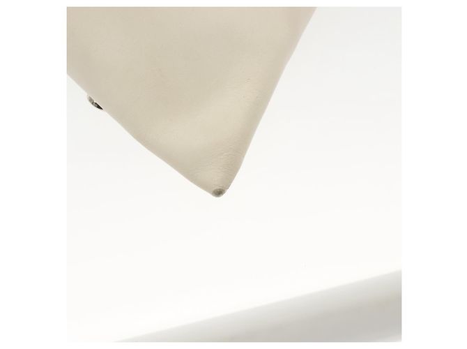 Bolsa de Ombro Salvatore Ferragamo em Couro Branco Prata Auth bs28717 - vista 17