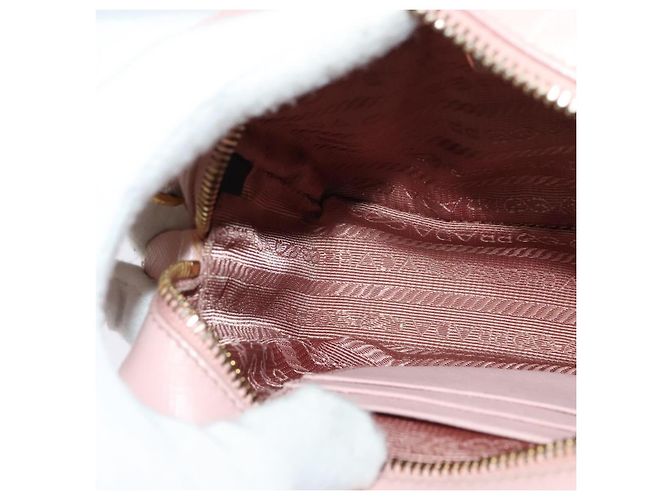 Saffiano Borsa a Spalla PRADA in Pelle Safiano Rosa Oro Auth 141282 D'oro - vista 18