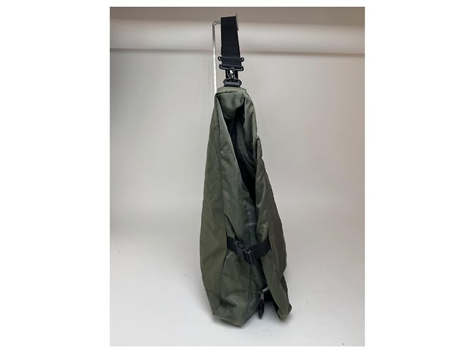 Vintage Issey Miyake Canvas Polyester Reisetasche 2-Wege Grau Khaki - Ansicht 7