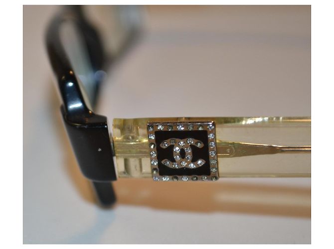 Óculos Chanel 3064b Pretos de Plástico com Strass - vista 4