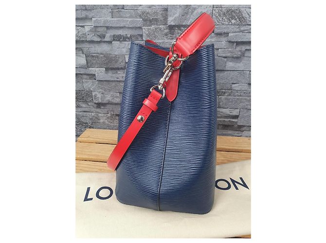 Louis Vuitton NeoNoe Pelle Epi Set Completo Blu - vista 10
