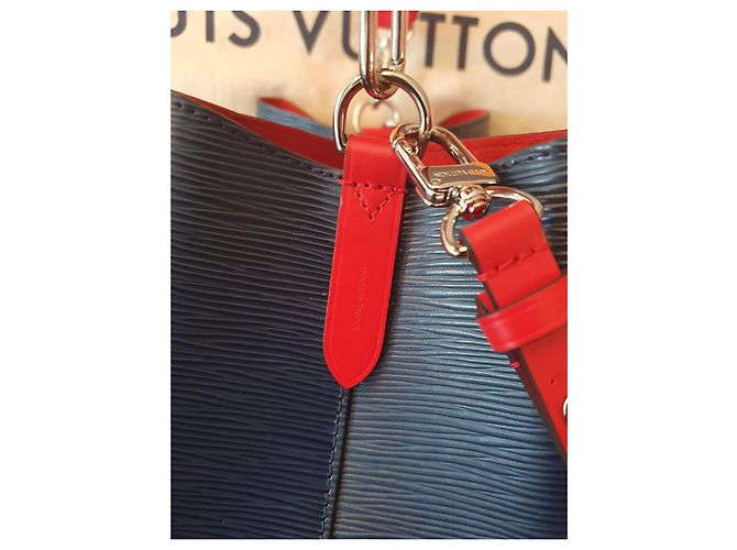 Louis Vuitton NeoNoe Pelle Epi Set Completo Blu - vista 16