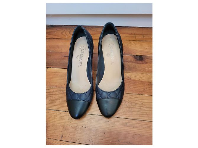 Chanel gesteppte Pumps 37 Marineblau - Ansicht 2