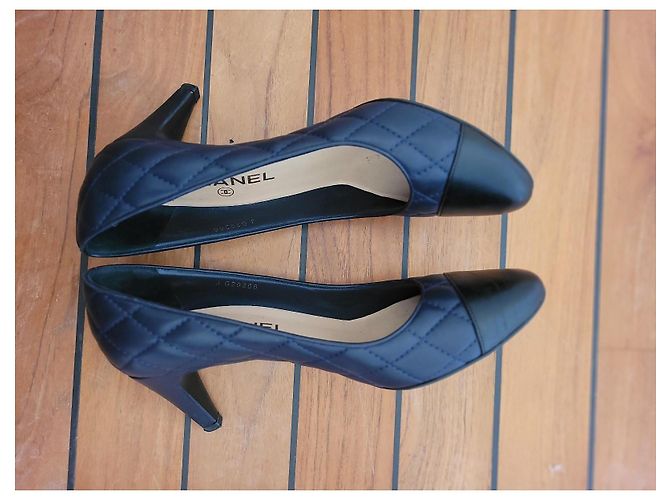 Chanel gesteppte Pumps 37 Marineblau - Ansicht 8