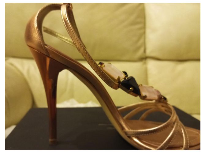 Autre Marque Zanotti Sandale Rosa mit Steinen und Stiletto Absatz - Ansicht 2