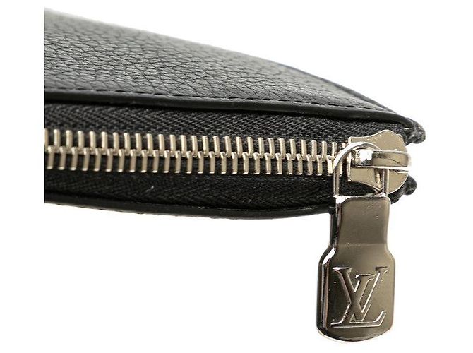 Pochette Jour GM Taurillon de Louis Vuitton Noir - vue 7