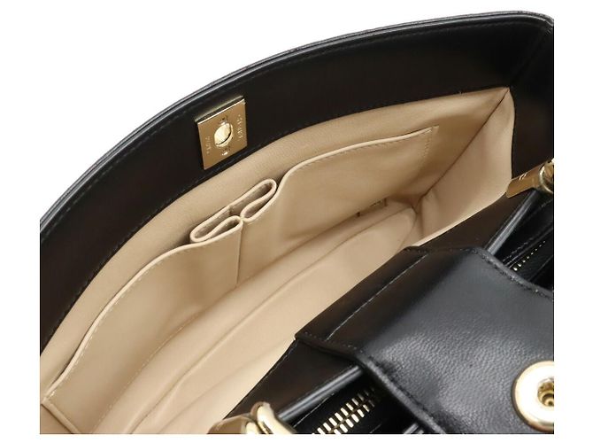Chanel Matelassé Coco Mark Lederhandtasche Schwarz - Ansicht 5