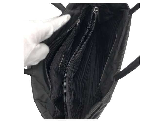 Bolso tote de nylon tessuto con logo triangular Prada Negro - vista 7