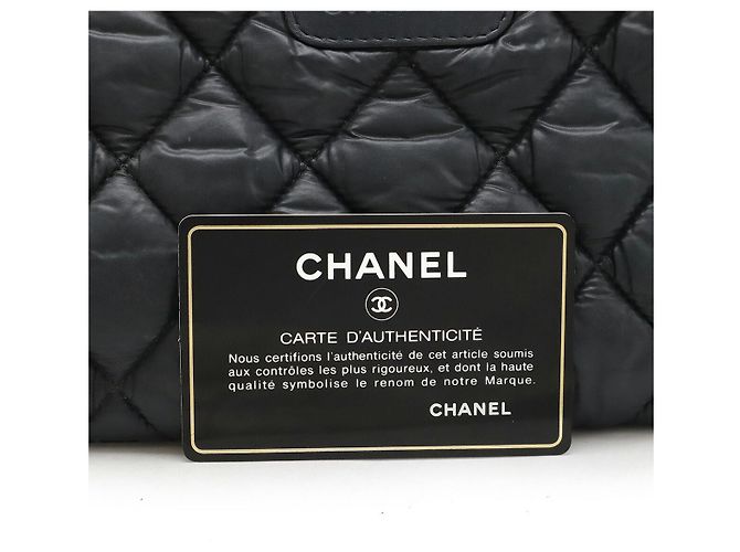 Borsa Messenger Piccola Cocoon Matelassé in Nylon/Pelle di Chanel - vista 9
