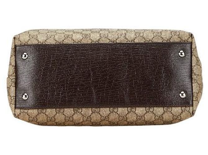 Bolsa Tote Gucci GG Supreme em PVC Marrom Bege - vista 3