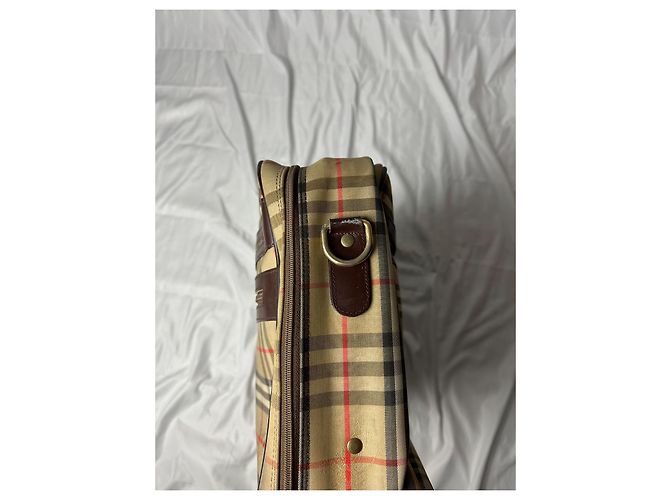 Valigetta Burberry 24 Hours in pelle beige - vista 12
